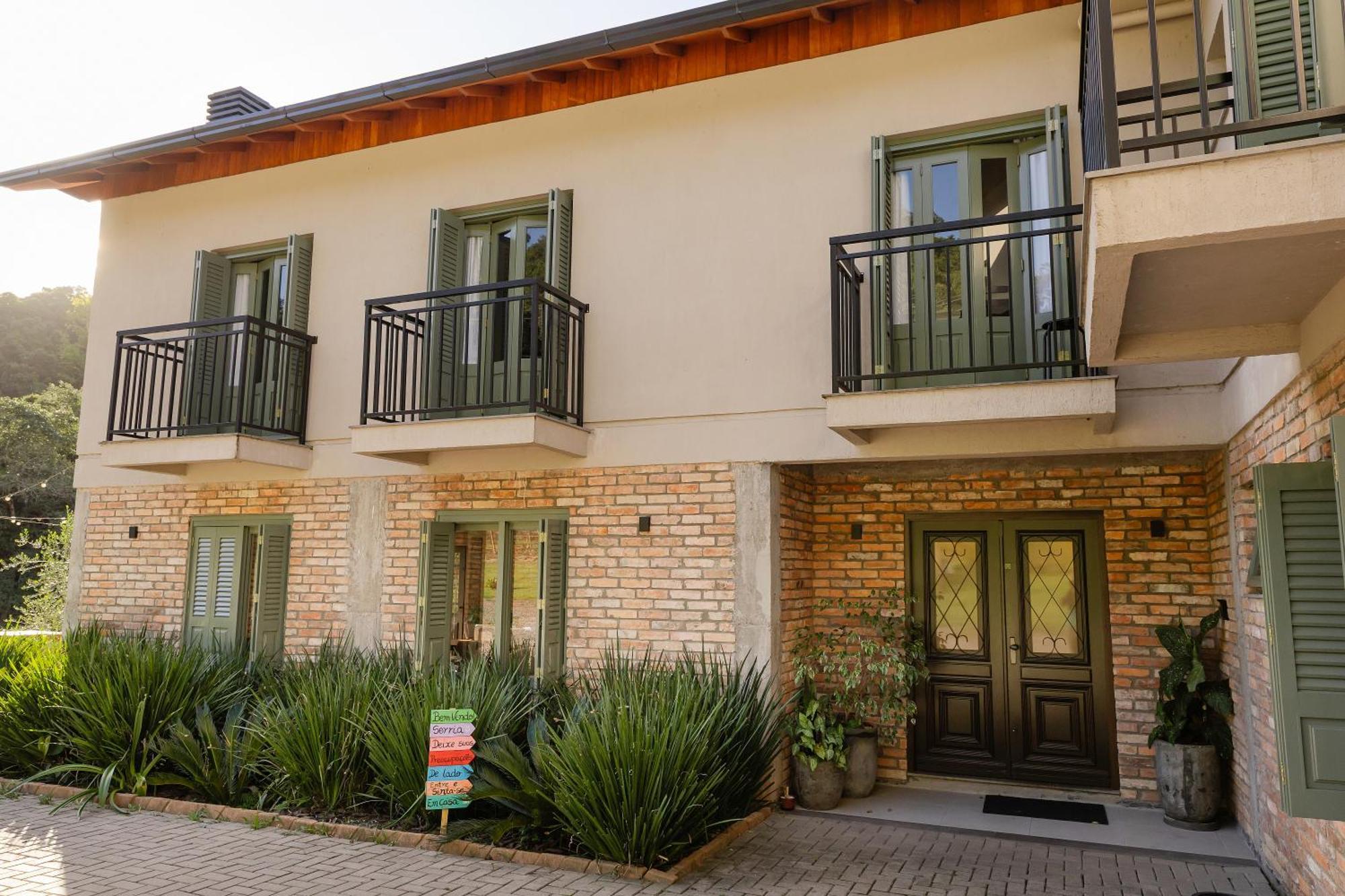 Guest house Calza - Vale Dos Vinhedos - *